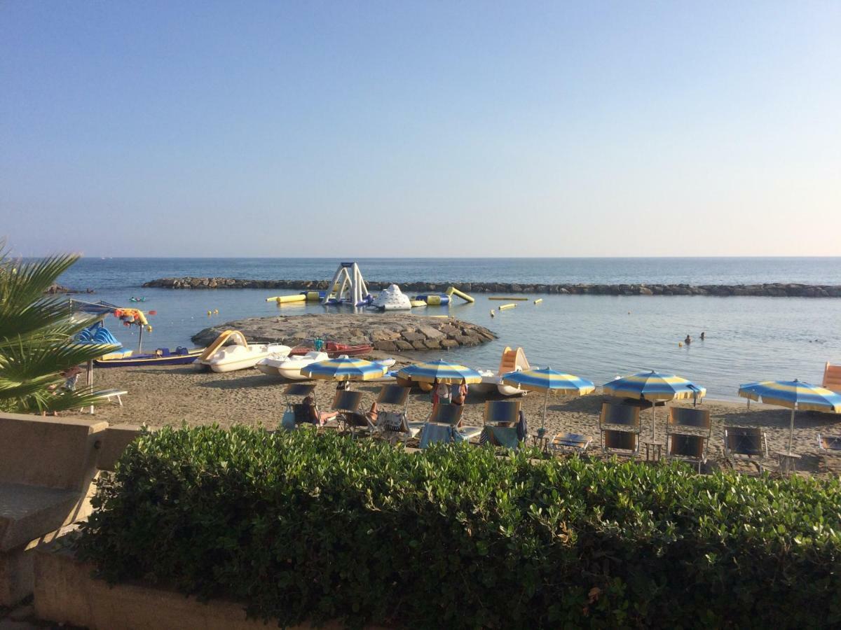 Ferienwohnung Bistrot Del Mare Santo Stefano al Mare Exterior foto
